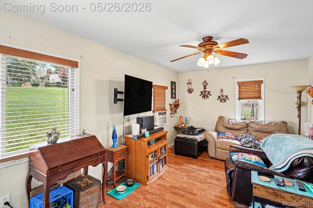 324 George Street Flushing City MI 48433
