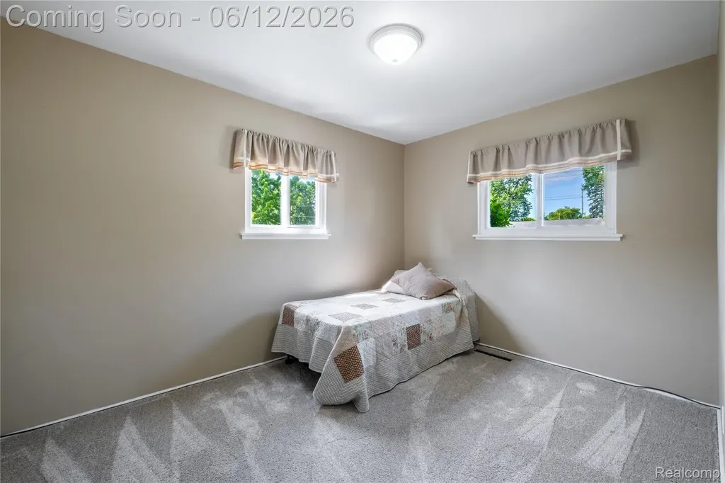 4083 Bristolwood Drive Flint Charter Township MI 48507