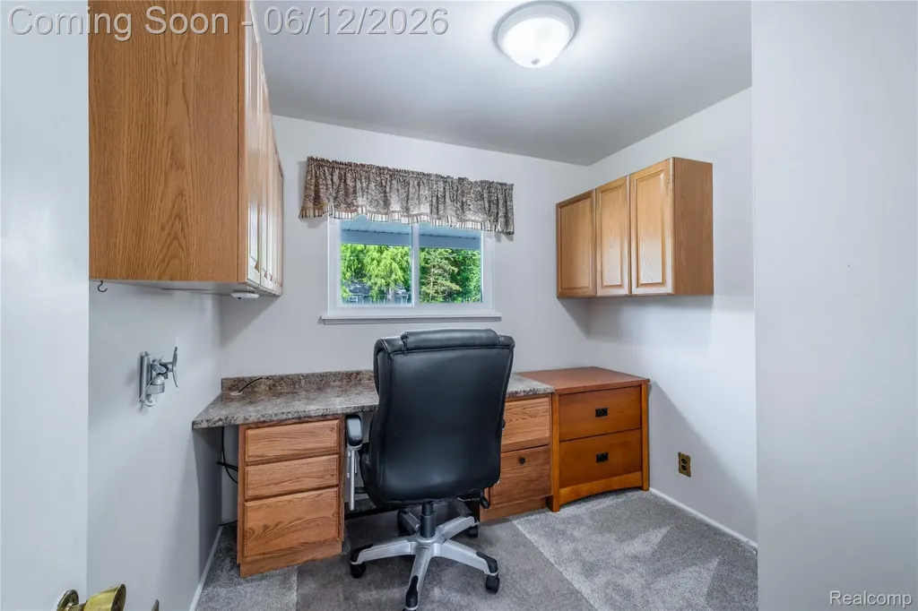 4083 Bristolwood Drive Flint Charter Township MI 48507