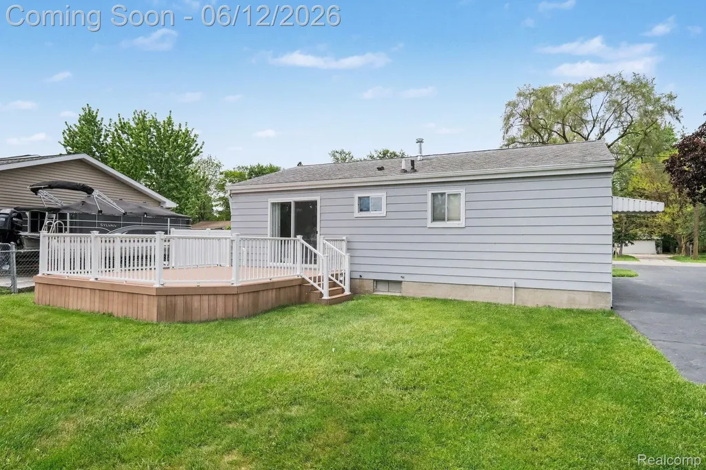 4083 Bristolwood Drive Flint Charter Township MI 48507