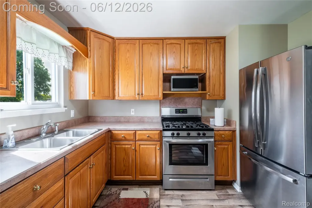 4083 Bristolwood Drive Flint Charter Township MI 48507