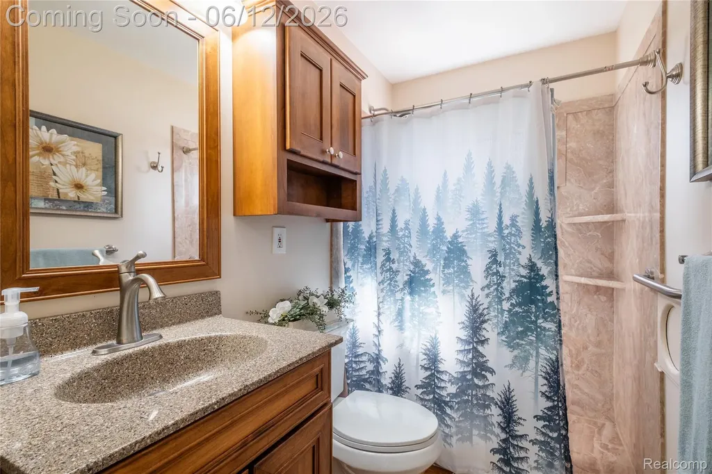 4083 Bristolwood Drive Flint Charter Township MI 48507