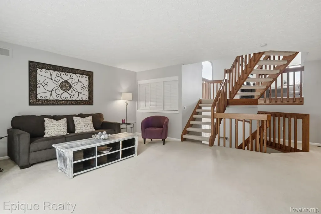 6607 Ridgeview Drive Independence Charter Township MI 48346