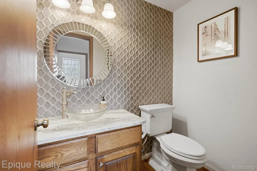 6607 Ridgeview Drive Independence Charter Township MI 48346
