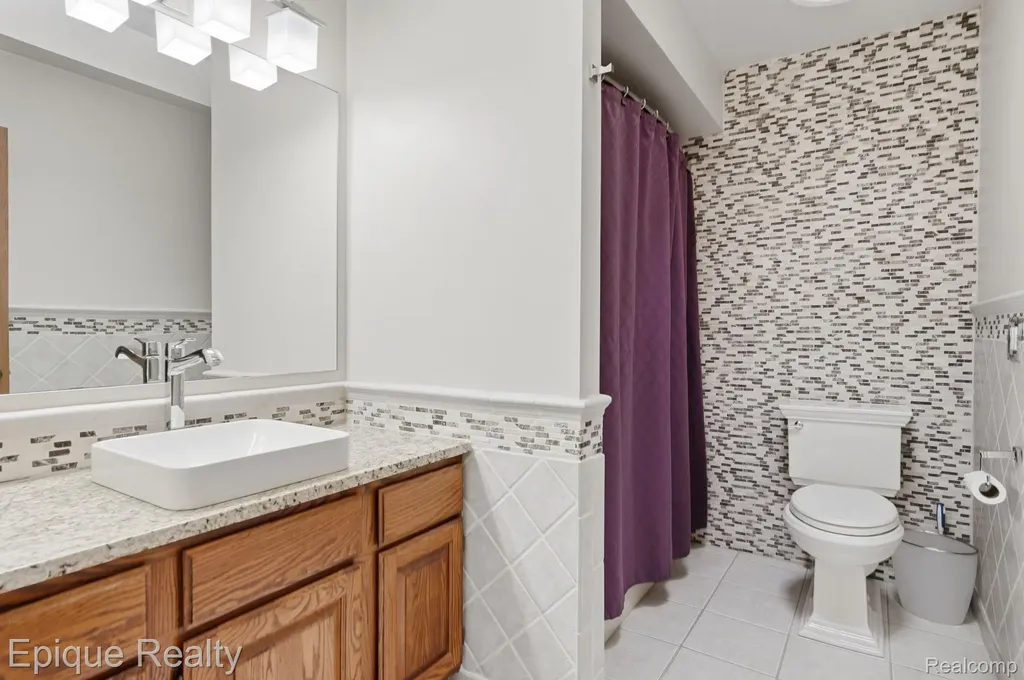 6607 Ridgeview Drive Independence Charter Township MI 48346