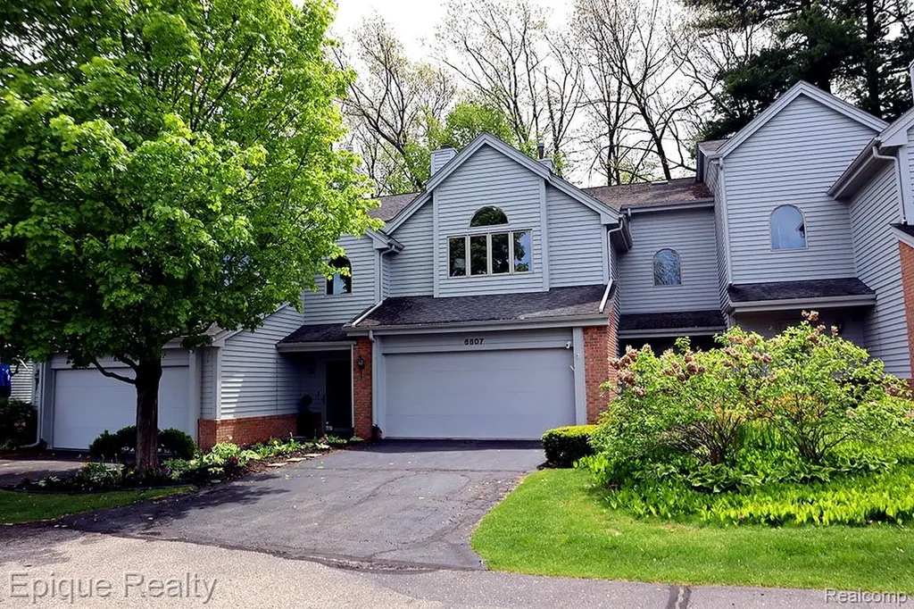 6607 Ridgeview Drive Independence Charter Township MI 48346