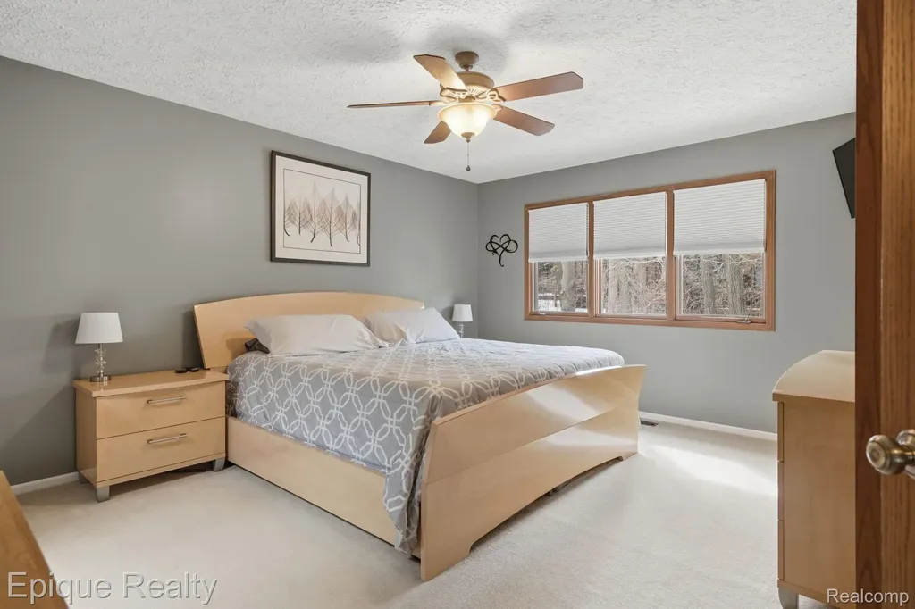 6607 Ridgeview Drive Independence Charter Township MI 48346