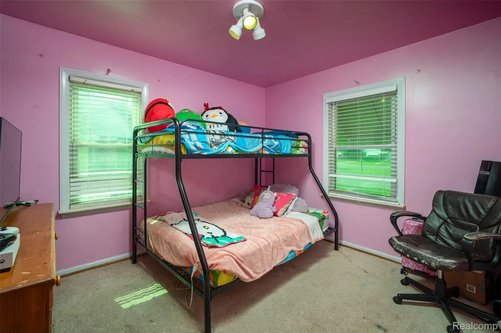 22671 Outer Drive Dearborn City MI 48124