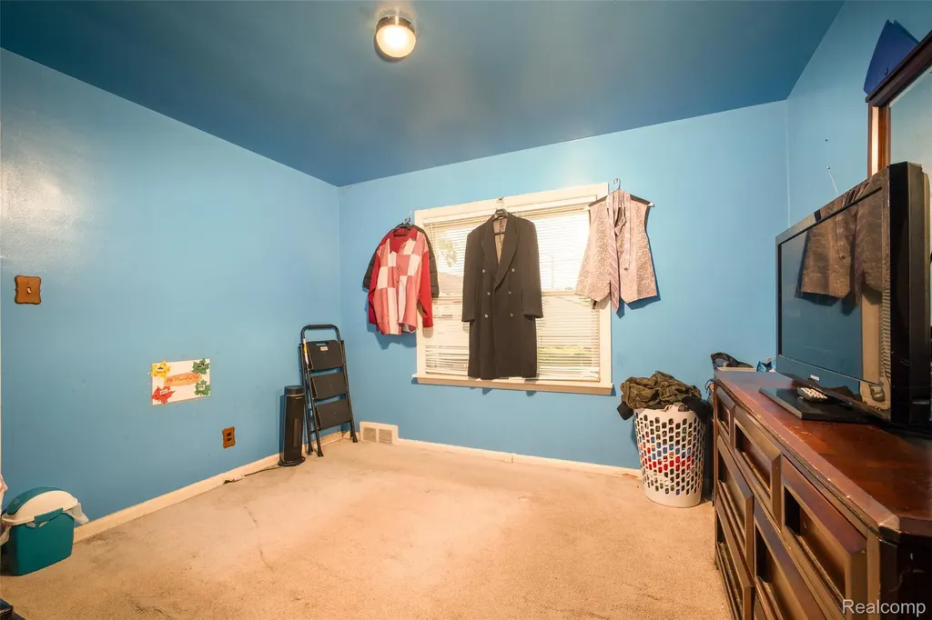 22671 Outer Drive Dearborn City MI 48124