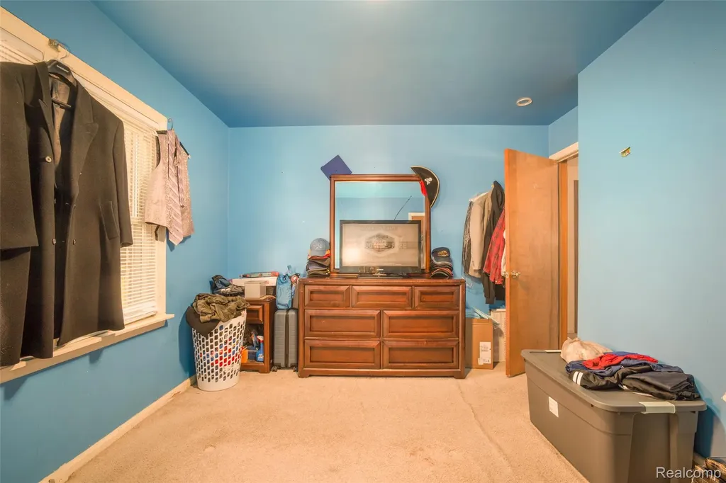 22671 Outer Drive Dearborn City MI 48124