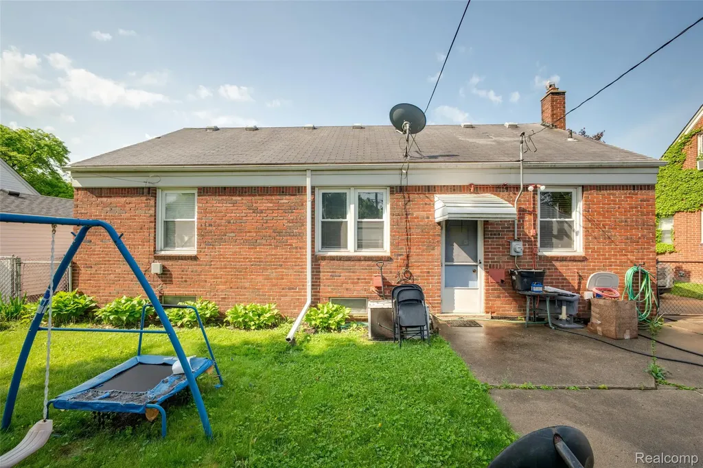 22671 Outer Drive Dearborn City MI 48124