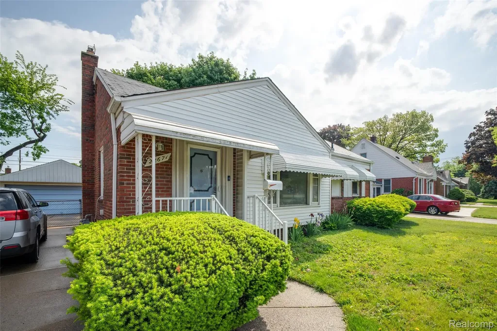 22671 Outer Drive Dearborn City MI 48124