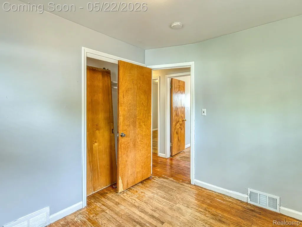8501 Allen Road Allen Park City MI 48101