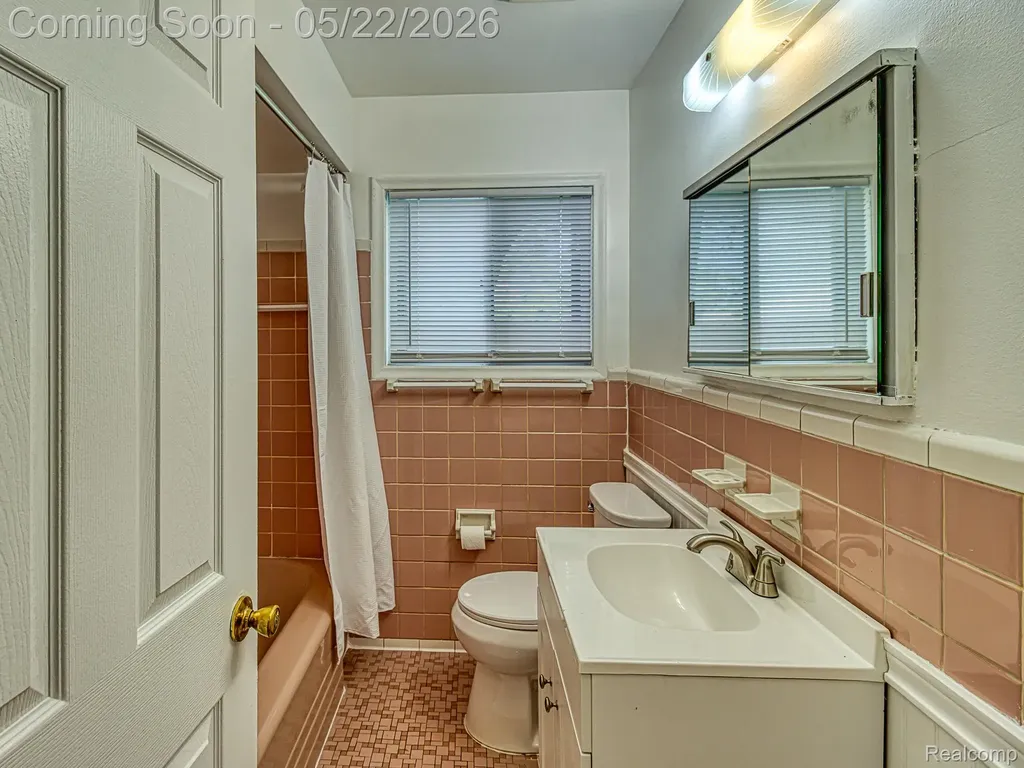 8501 Allen Road Allen Park City MI 48101