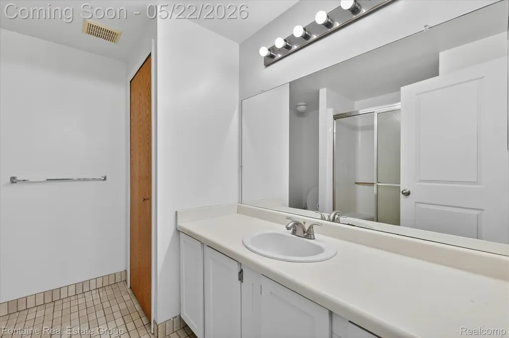 7406 Azalea Court West Bloomfield Charter Township MI 48322