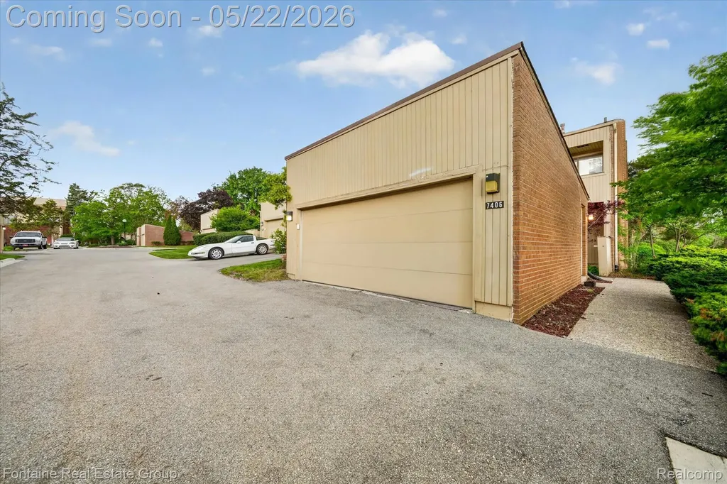 7406 Azalea Court West Bloomfield Charter Township MI 48322
