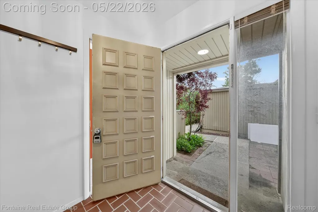7406 Azalea Court West Bloomfield Charter Township MI 48322