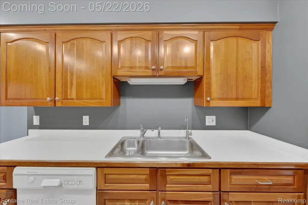 7406 Azalea Court West Bloomfield Charter Township MI 48322