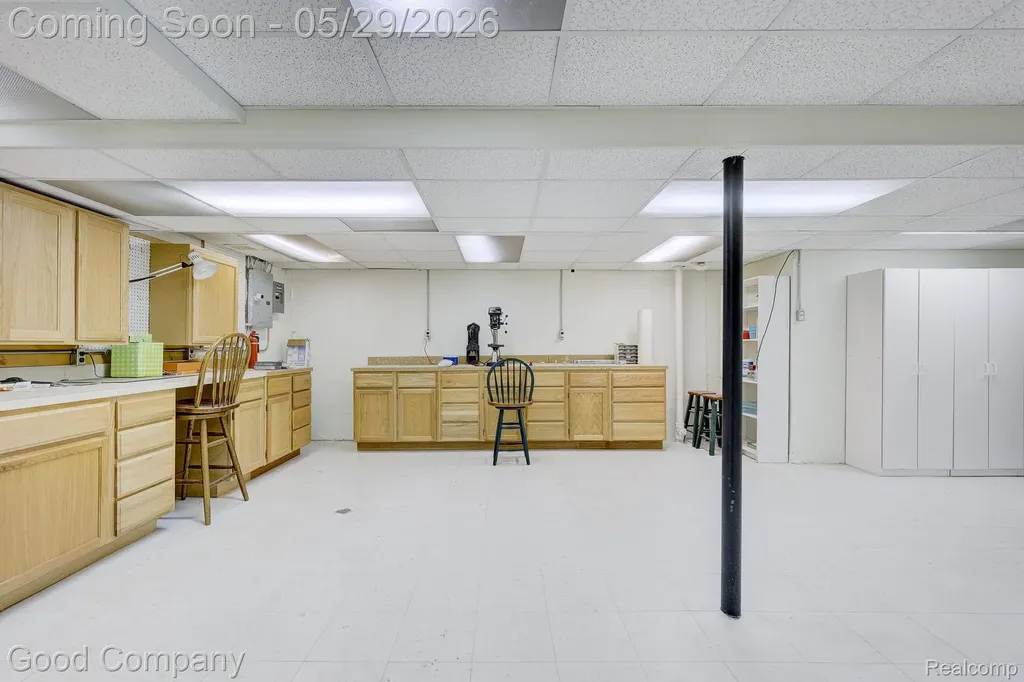 4439 Larkspur Court Warren City MI 48092