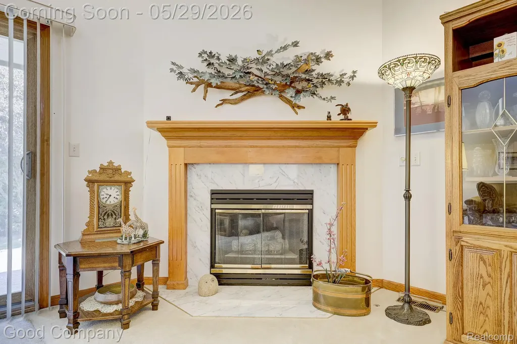 4439 Larkspur Court Warren City MI 48092