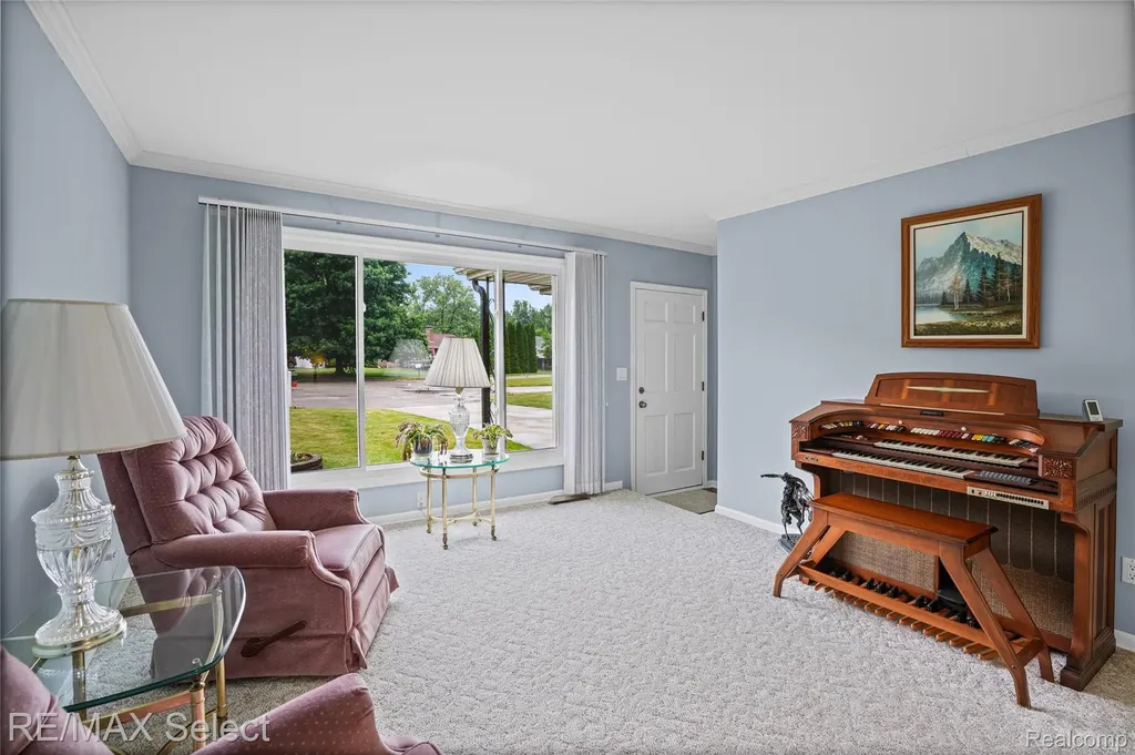 1333 Hidden Oaks Court Flint Charter Township MI 48507