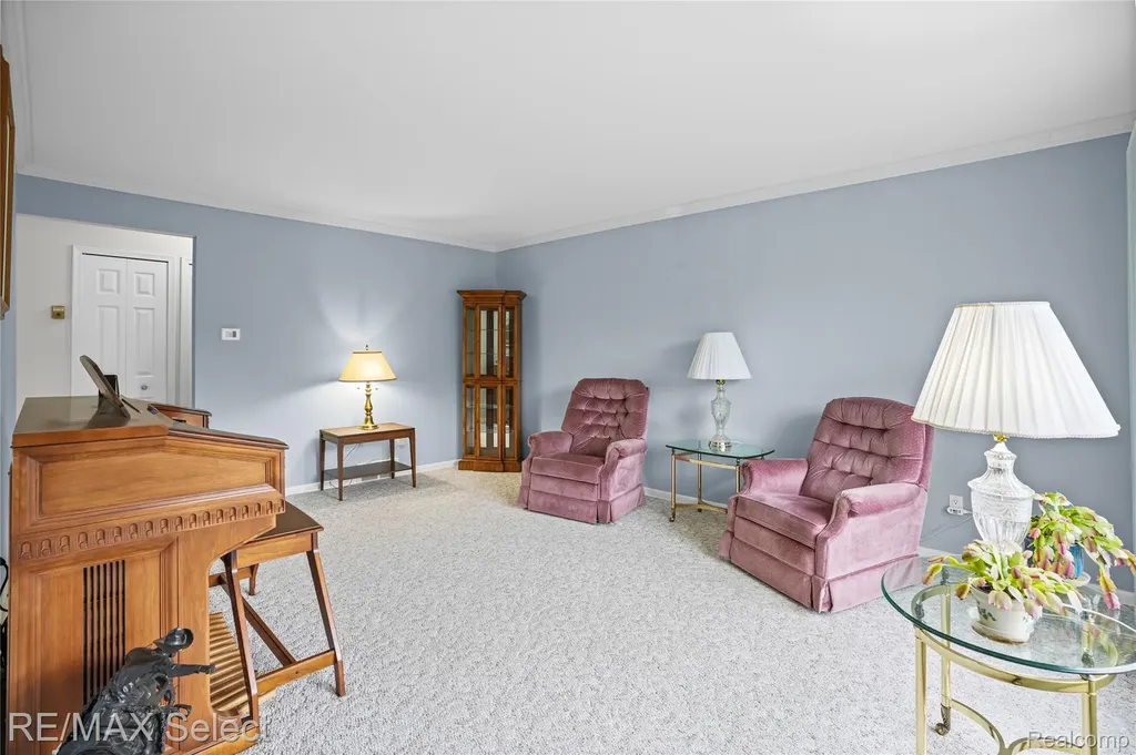 1333 Hidden Oaks Court Flint Charter Township MI 48507