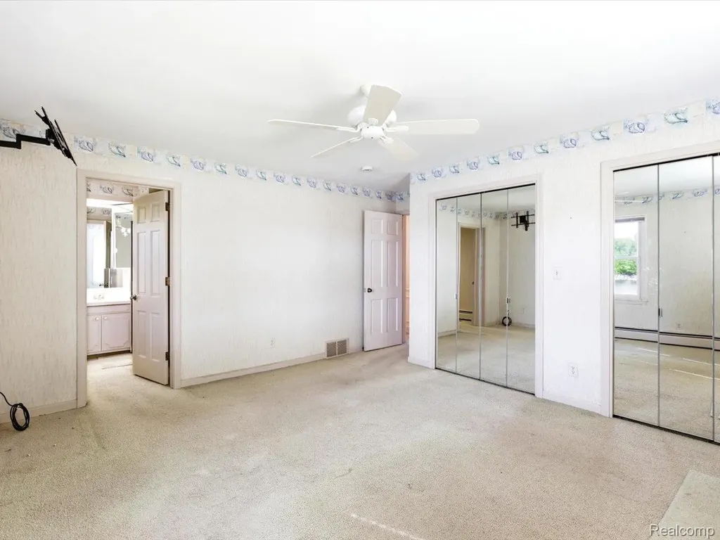 2857 Riverwood Court Port Huron City MI 48060
