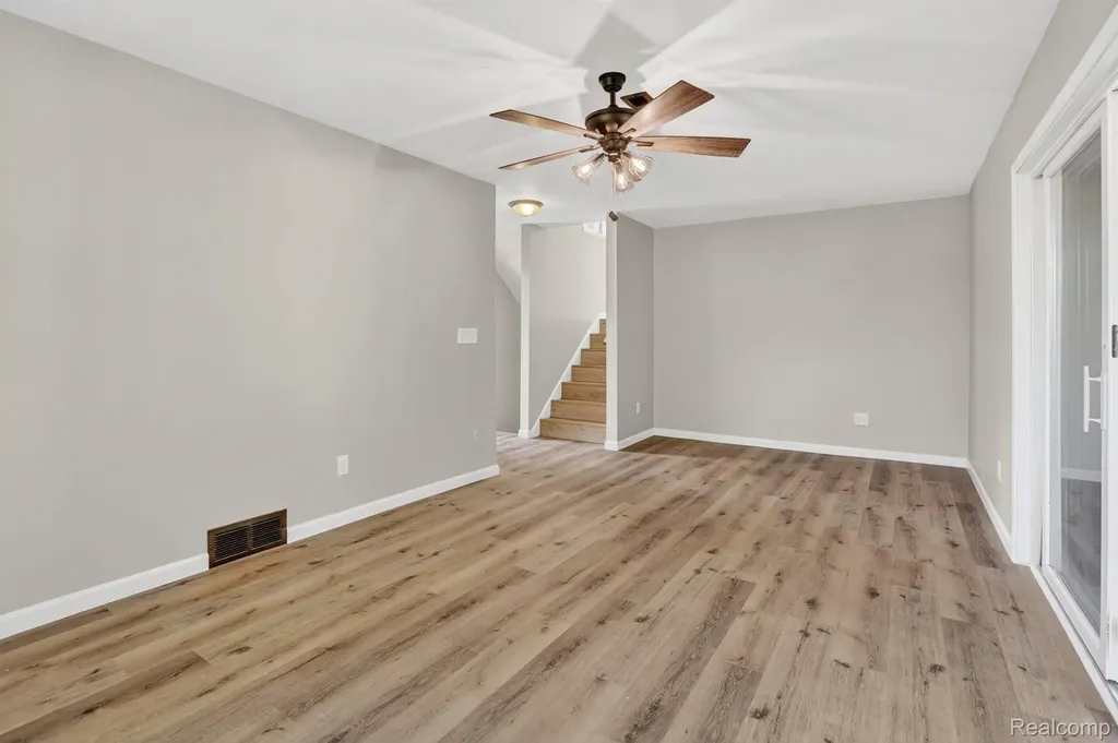 1215 N Oak Road Davison Township MI 48423