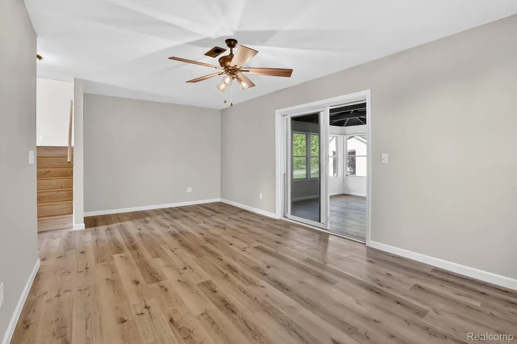1215 N Oak Road Davison Township MI 48423