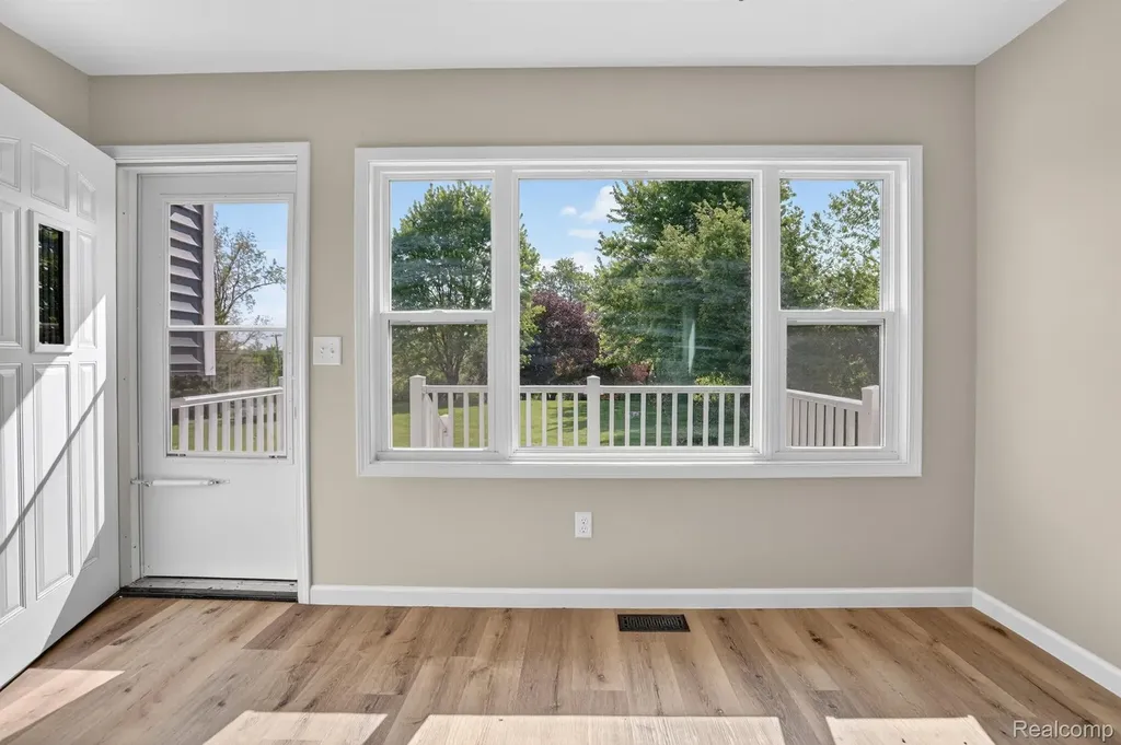 1215 N Oak Road Davison Township MI 48423
