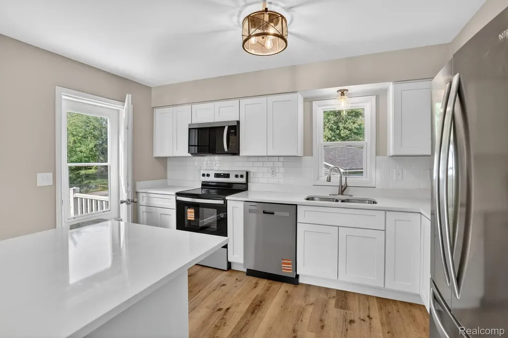 1215 N Oak Road Davison Township MI 48423