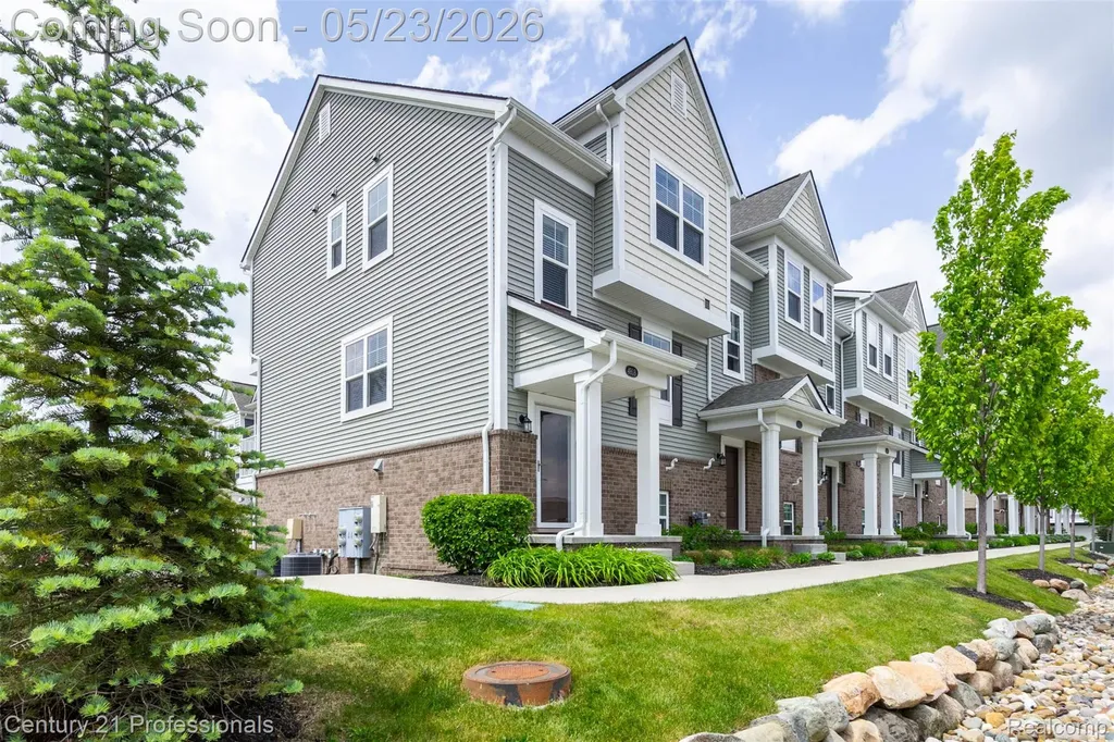 4918 Treeside Lane Troy City MI 48098