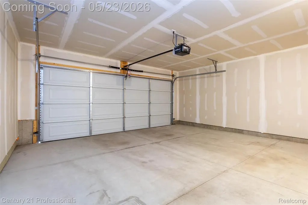 4918 Treeside Lane Troy City MI 48098