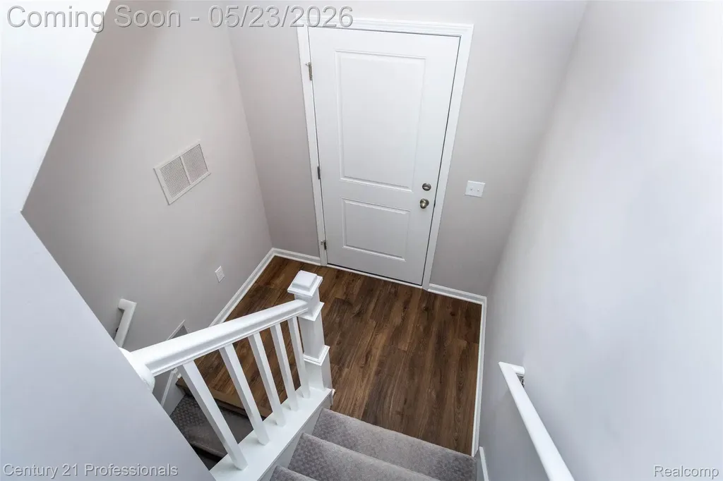4918 Treeside Lane Troy City MI 48098