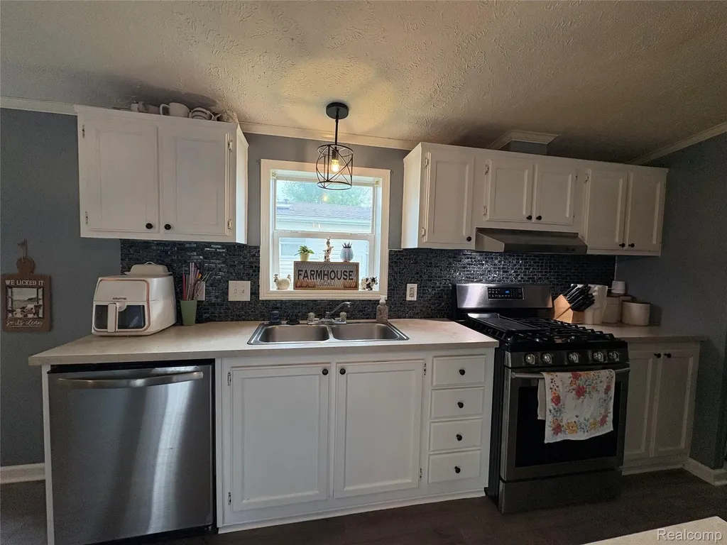 4729 Turtle Creek Drive Howell Township MI 48843