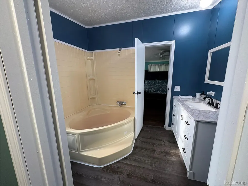 4729 Turtle Creek Drive Howell Township MI 48843