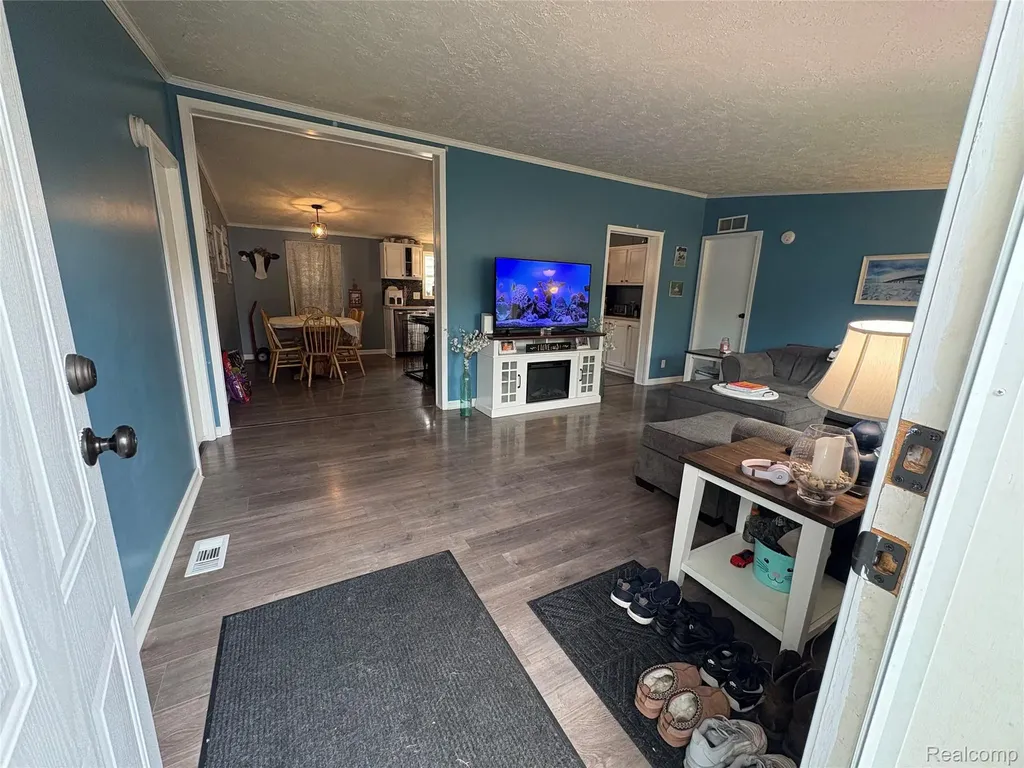 4729 Turtle Creek Drive Howell Township MI 48843