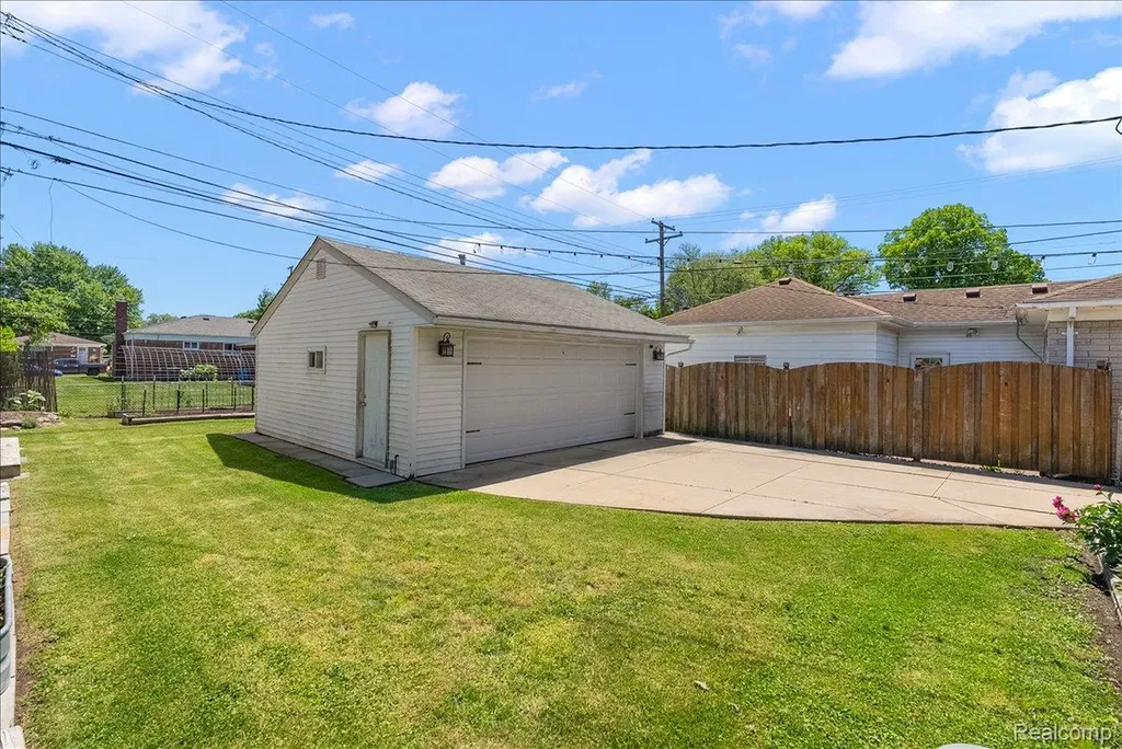 4205 Katherine Street Dearborn Heights City MI 48125