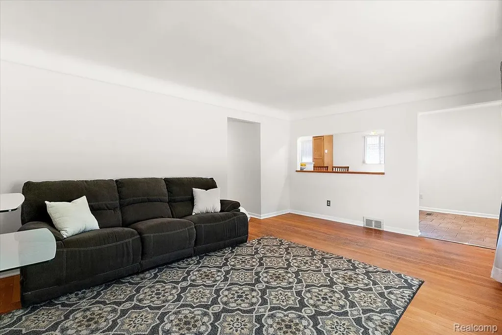 4205 Katherine Street Dearborn Heights City MI 48125