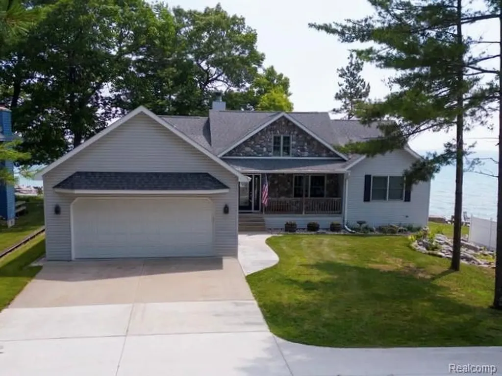 126 & 124 Baldwin Resort East Tawas City MI 48730