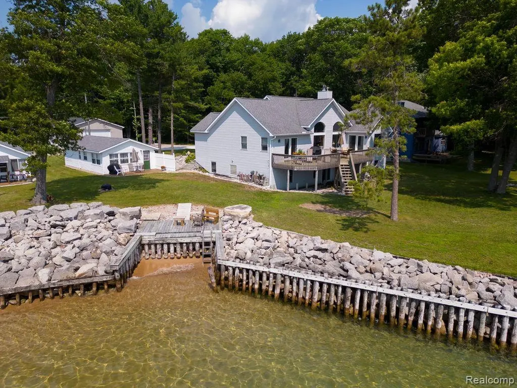 126 & 124 Baldwin Resort East Tawas City MI 48730