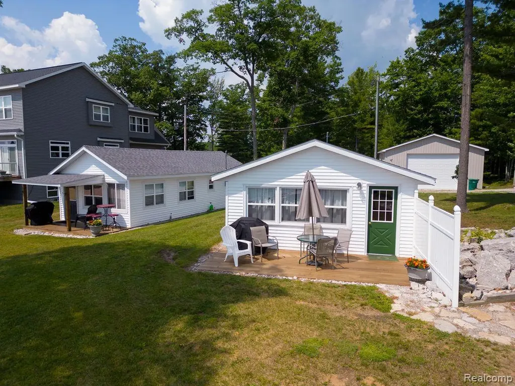 126 & 124 Baldwin Resort East Tawas City MI 48730