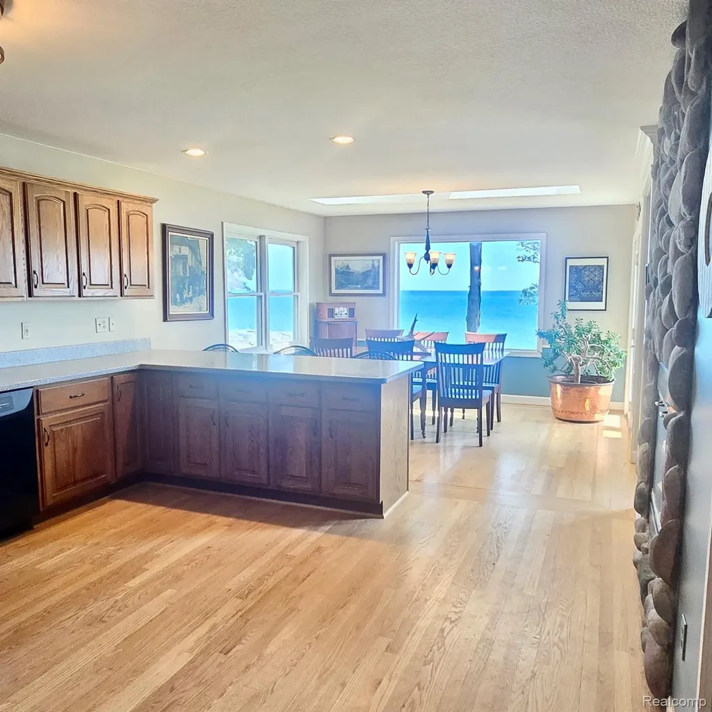 126 & 124 Baldwin Resort East Tawas City MI 48730