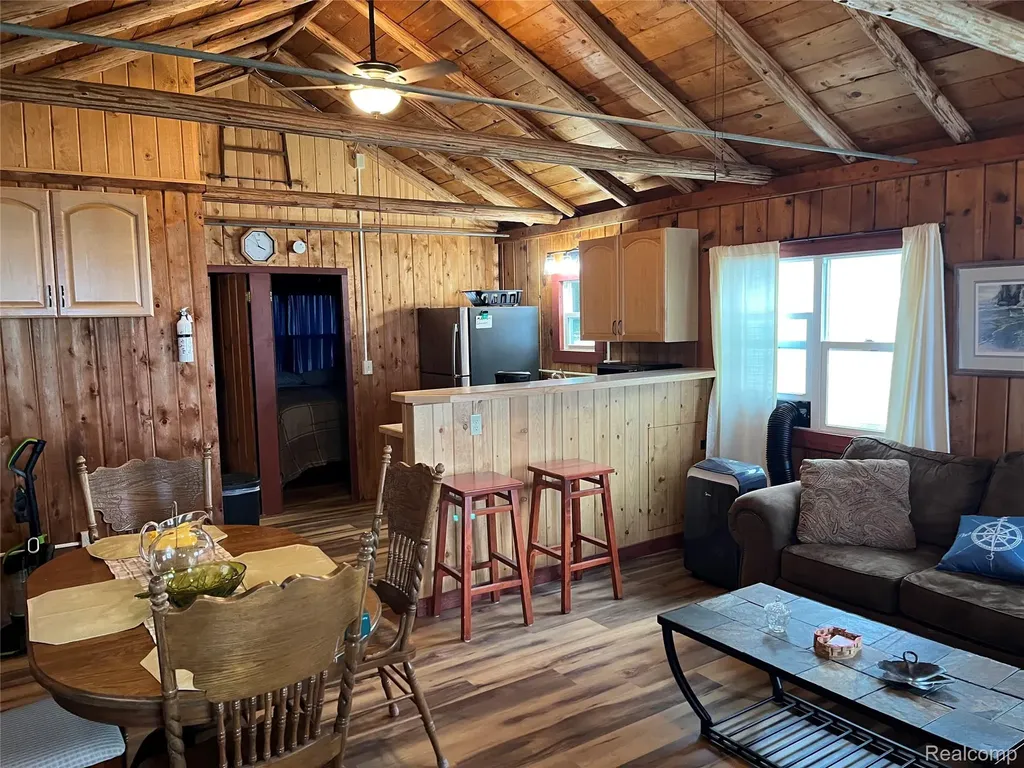 126 & 124 Baldwin Resort East Tawas City MI 48730
