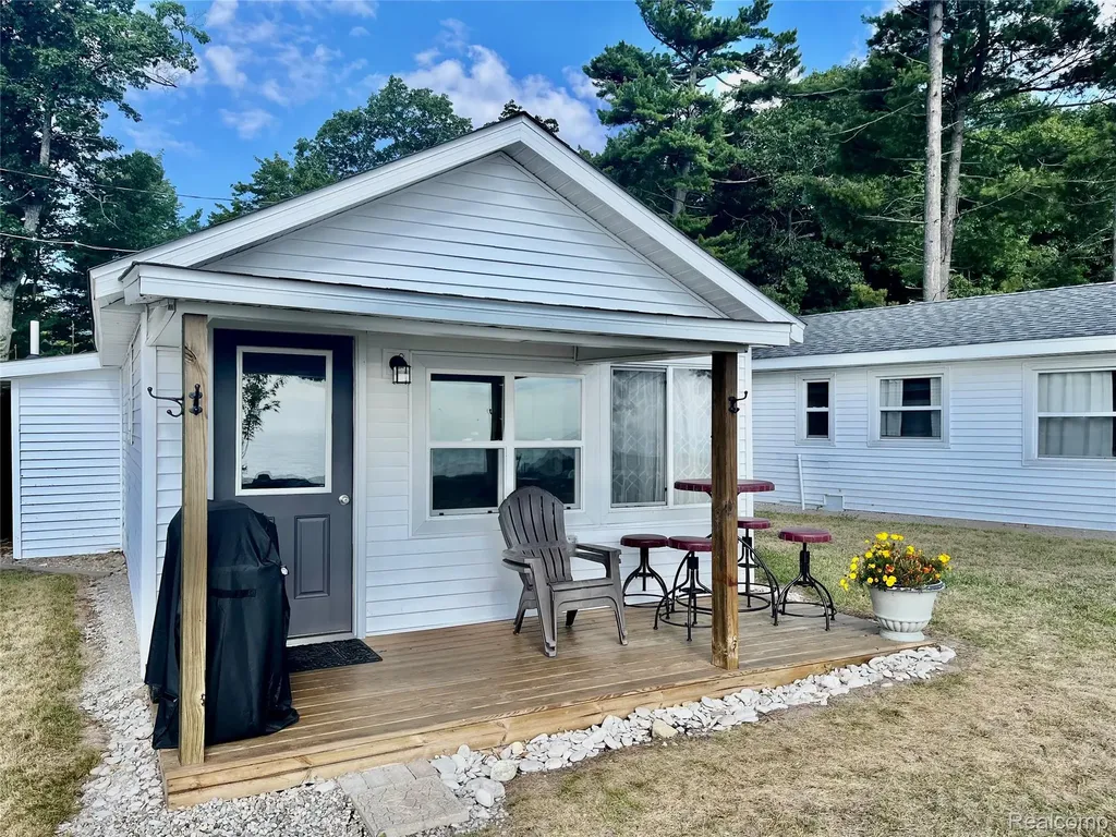 126 & 124 Baldwin Resort East Tawas City MI 48730