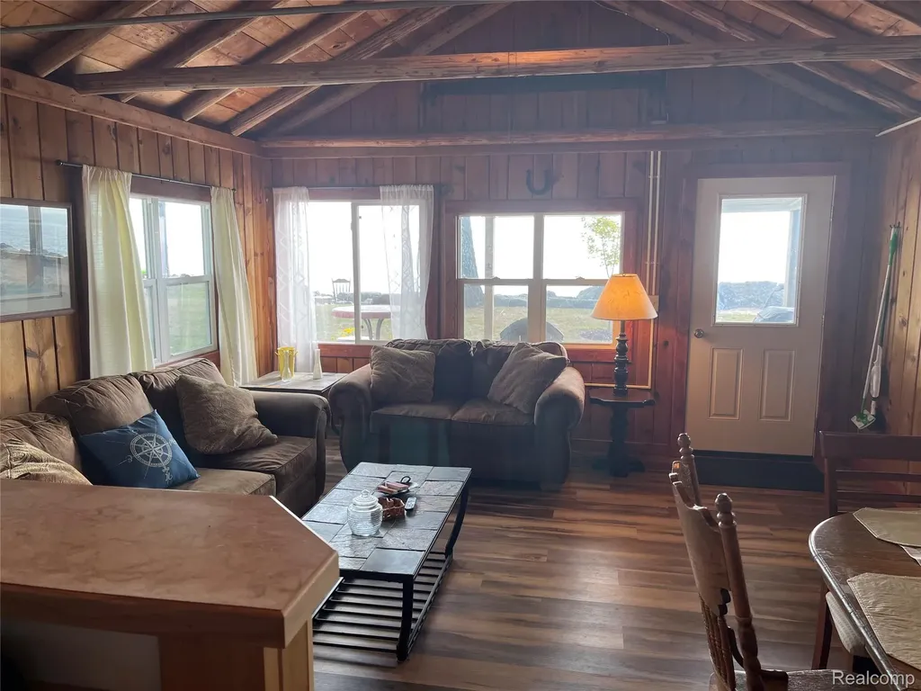 126 & 124 Baldwin Resort East Tawas City MI 48730