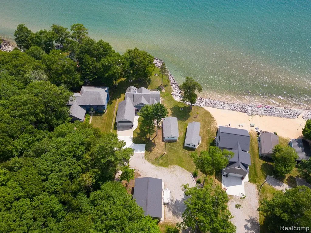 126 & 124 Baldwin Resort East Tawas City MI 48730