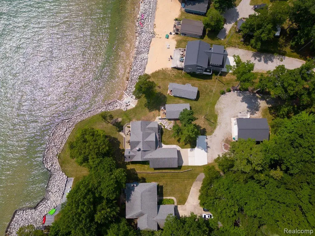 126 & 124 Baldwin Resort East Tawas City MI 48730
