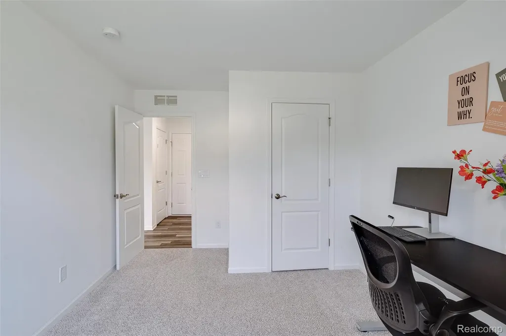 24416 Jade Drive Farmington Hills City MI 48336