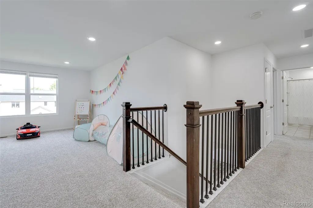 24416 Jade Drive Farmington Hills City MI 48336